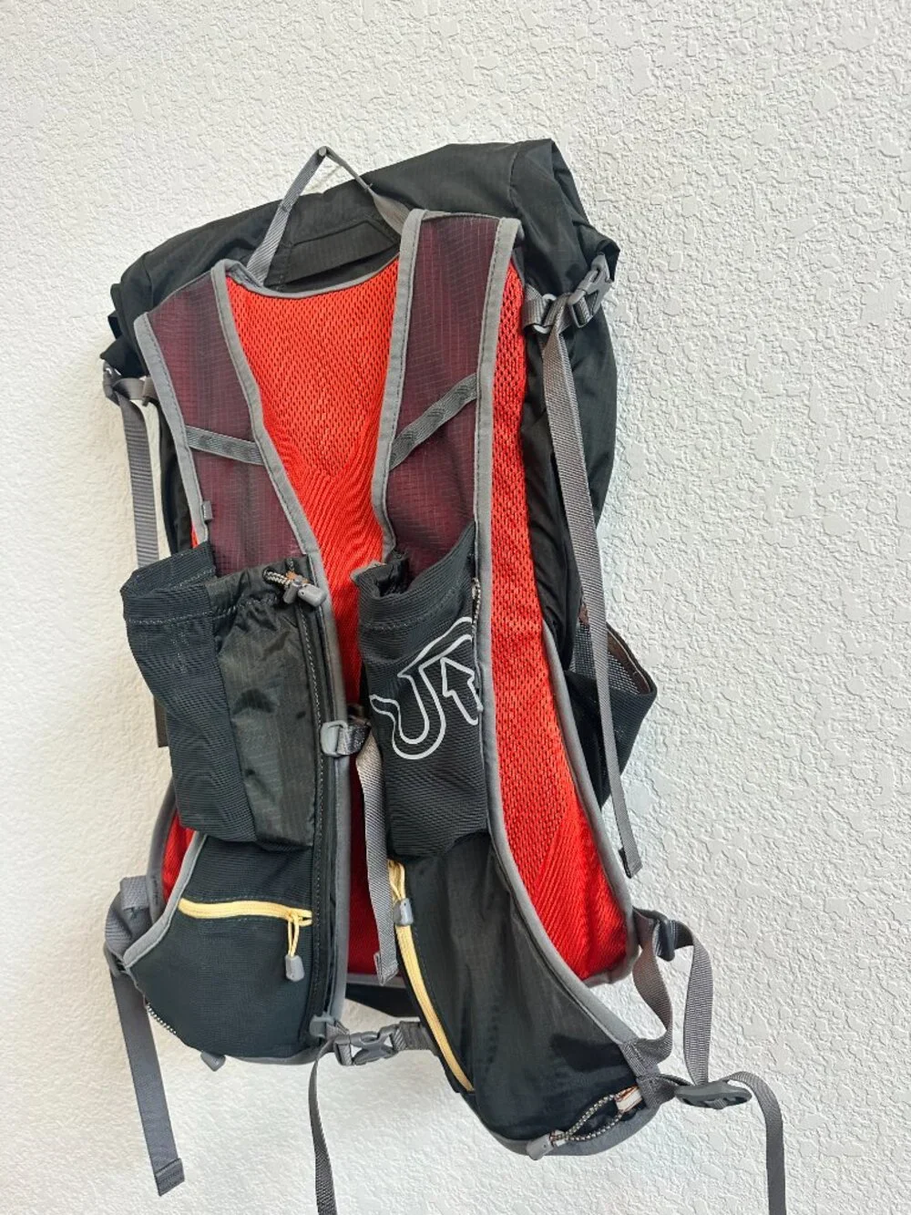Ultimate Direction Fastpack 20, Grey and Red -- NWOT, Brand New, Never used,